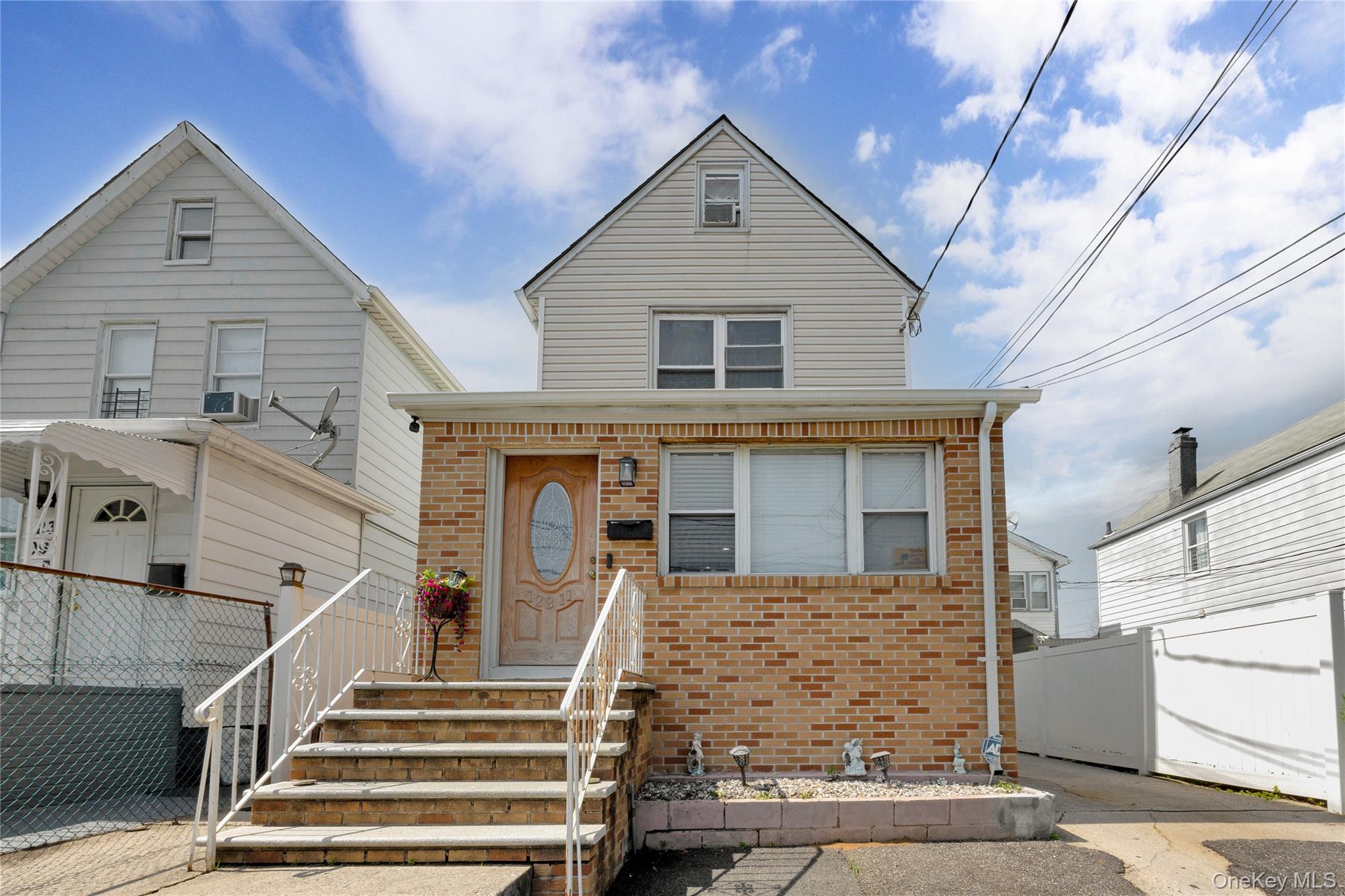 12311 115th Avenue Property Photo 2