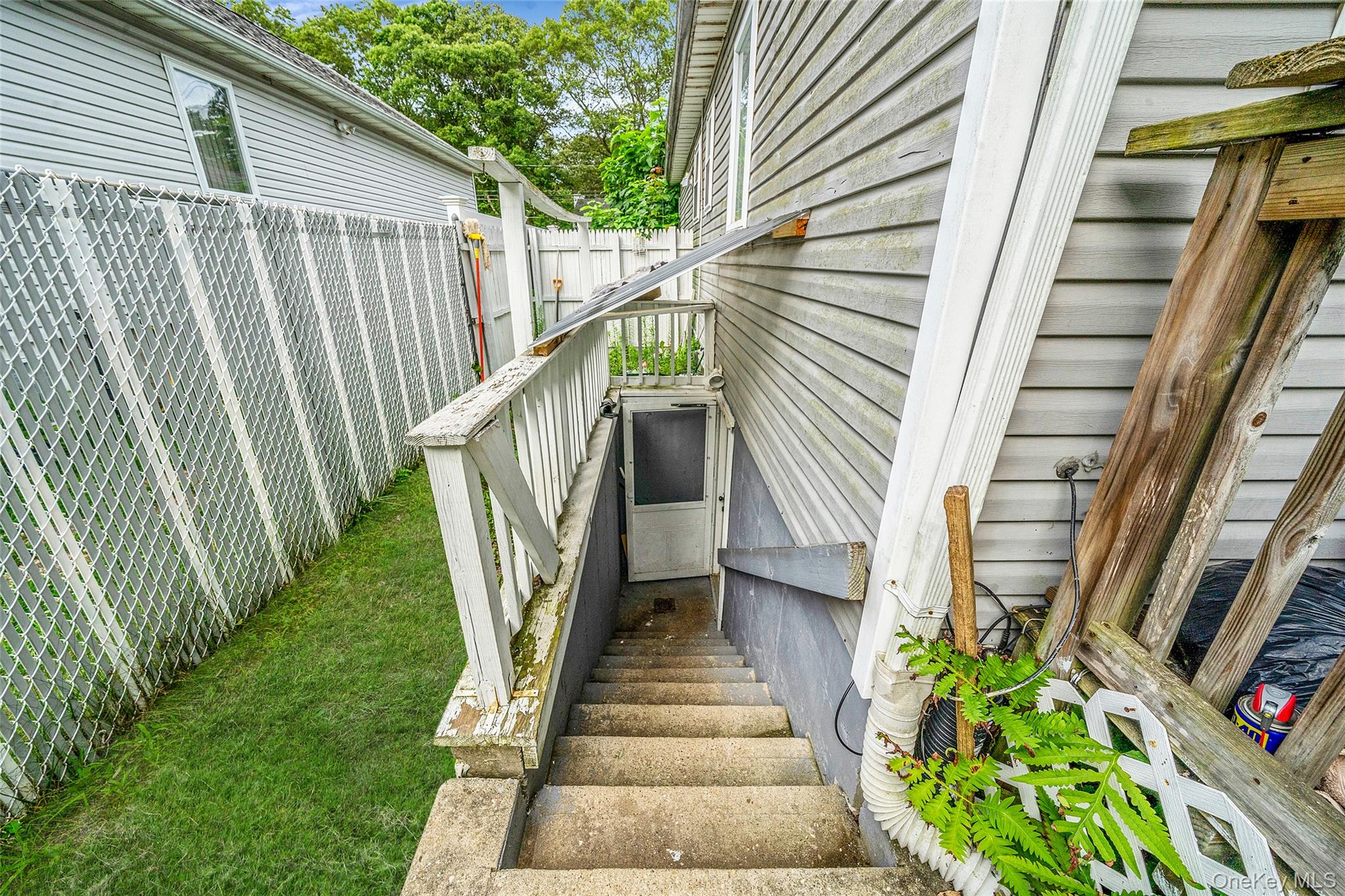 413 Glen Drive Property Photo 24