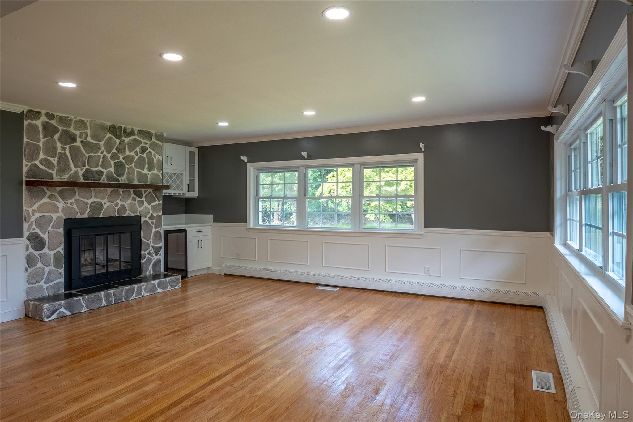 158 Schlueter Drive Property Photo 4
