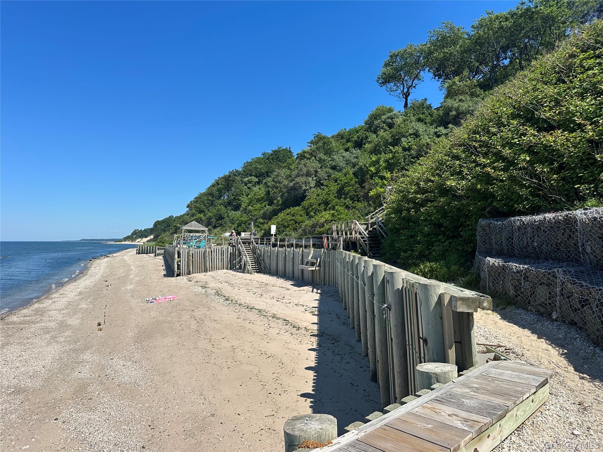 138 Shore Drive Property Photo 33