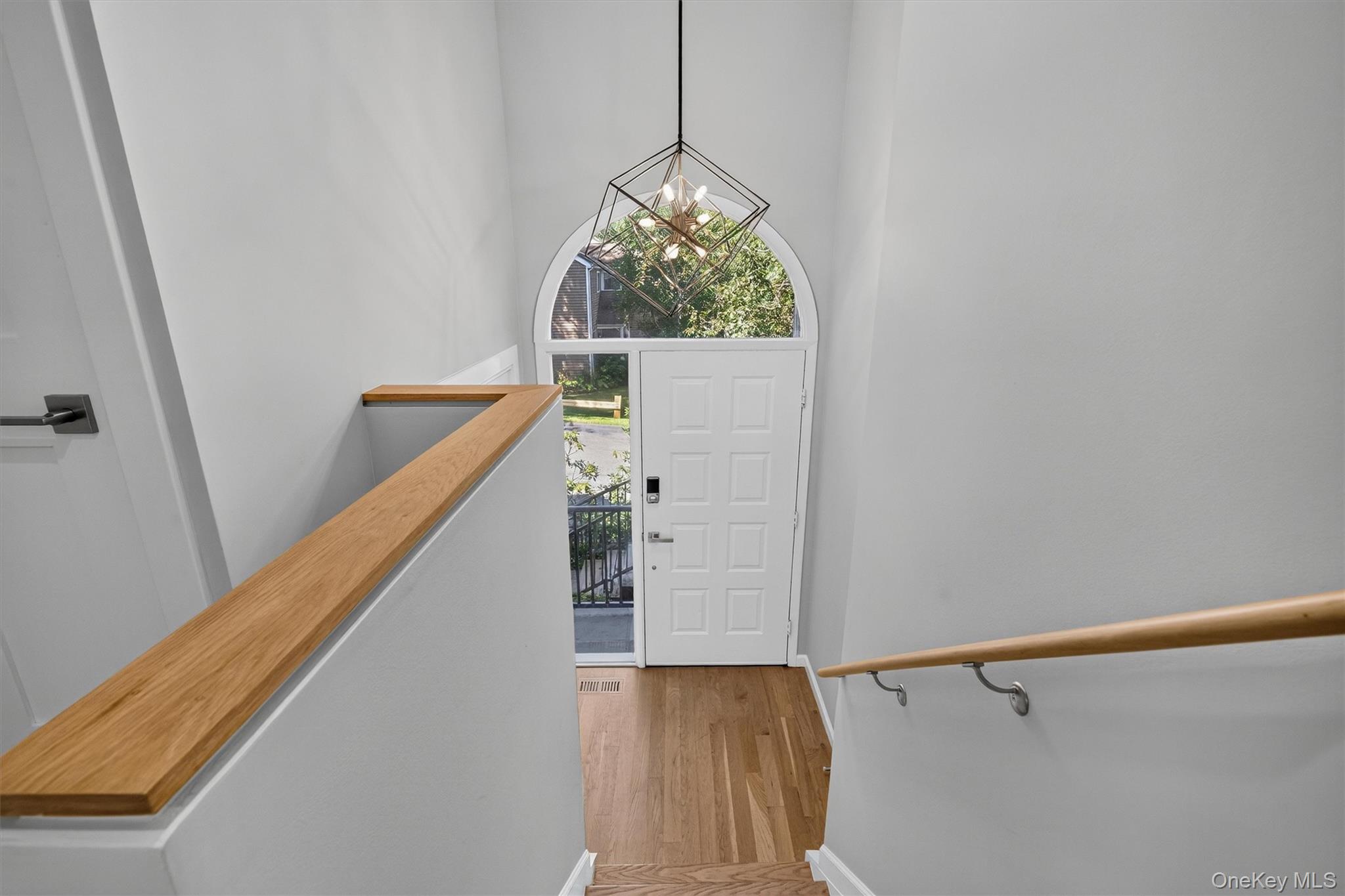 109 Woods End Road Property Photo 2