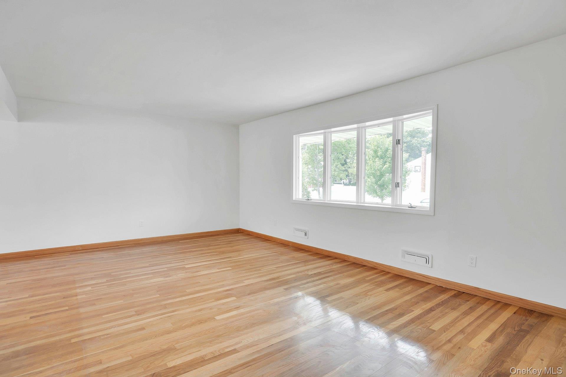 7 Tomkins Court Property Photo 15