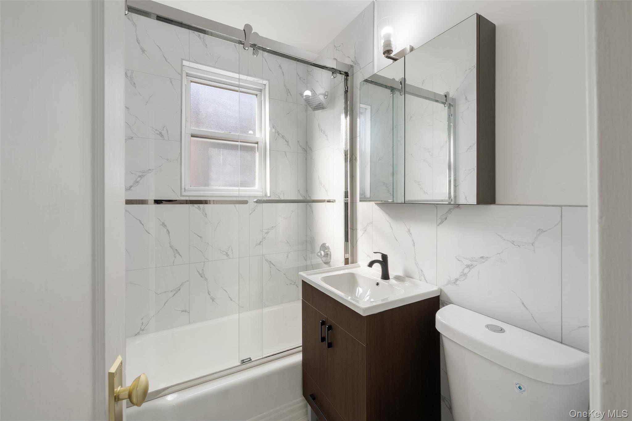 3946 Amundson Avenue Property Photo 13
