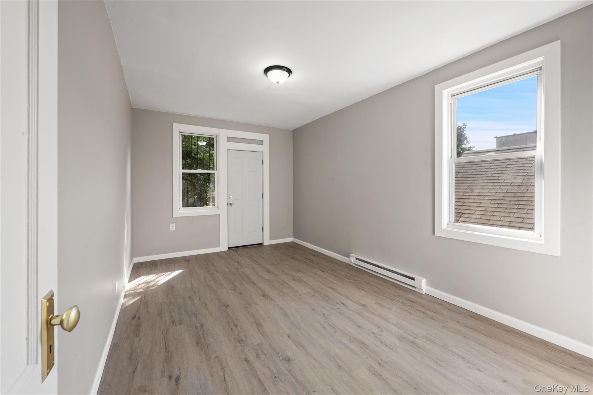 3946 Amundson Avenue Property Photo 28