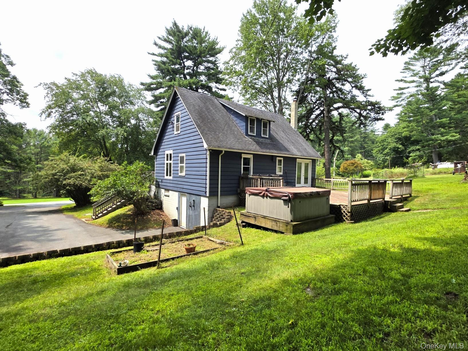 220 Mail Road Property Photo 5