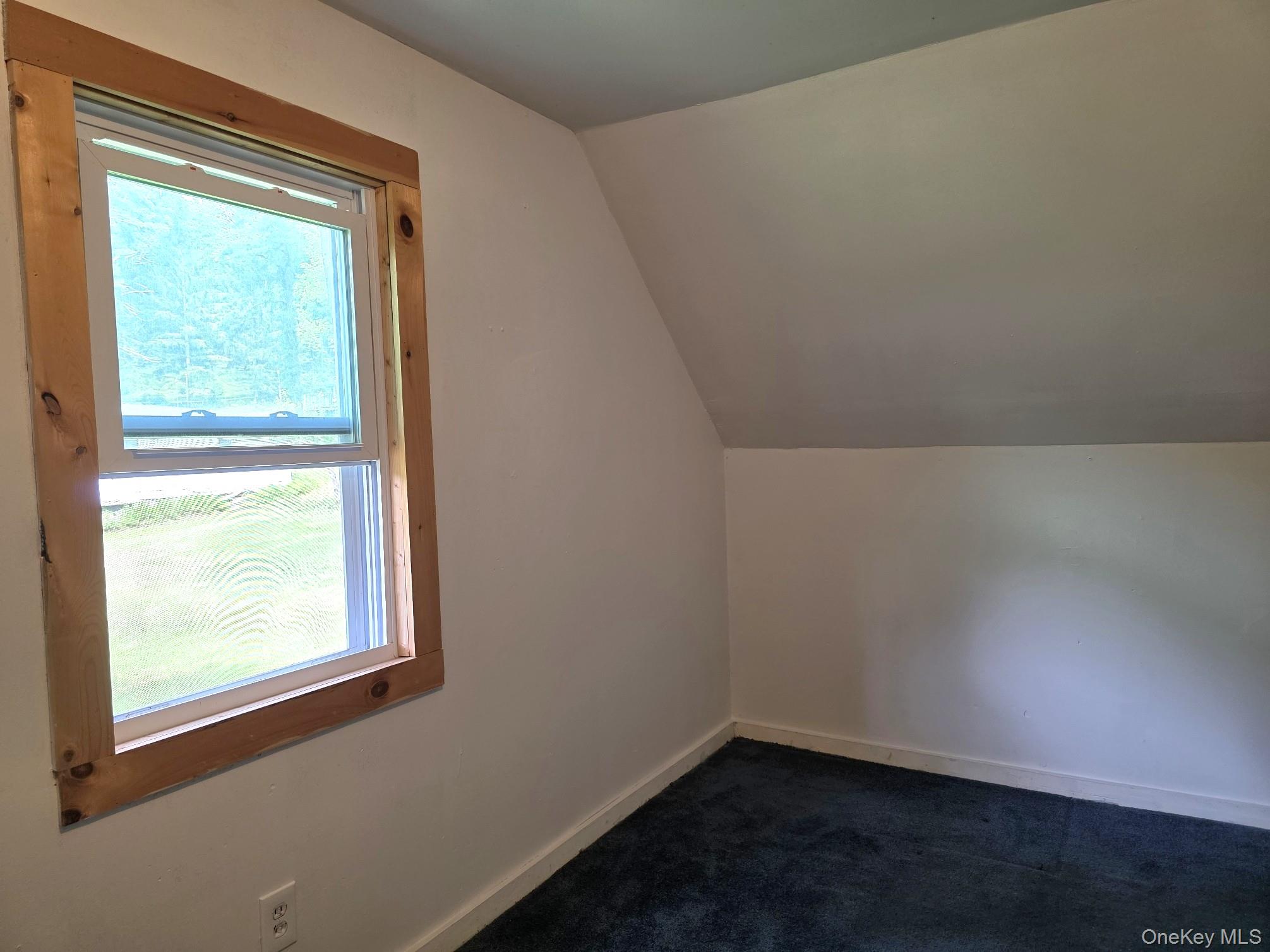 220 Mail Road Property Photo 15