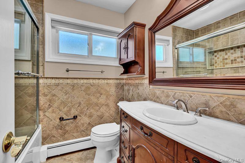240 Woodhull Avenue Property Photo 29