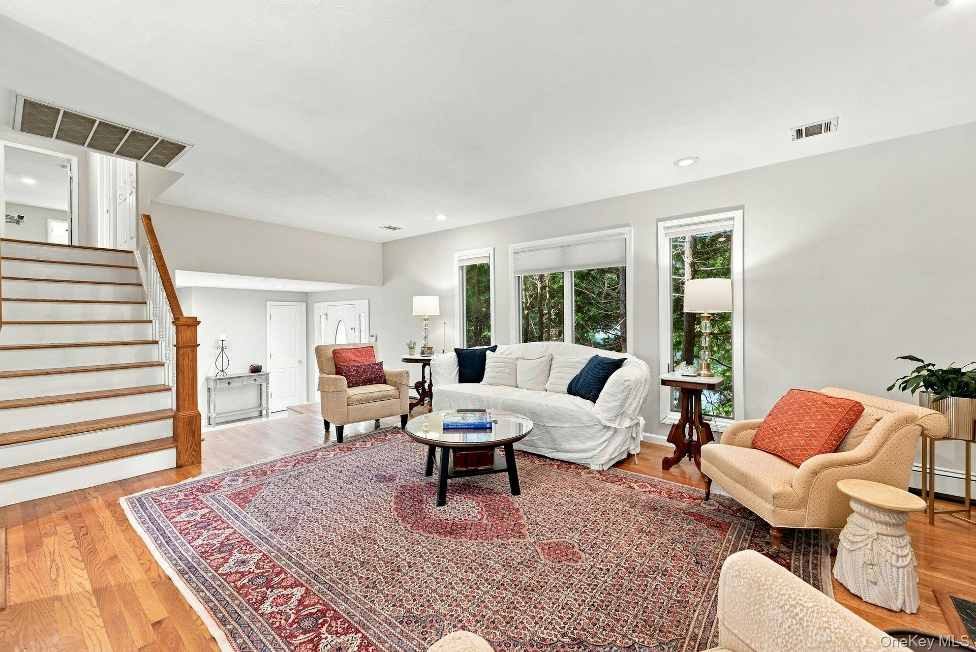 11 Soundview Drive Property Photo 5