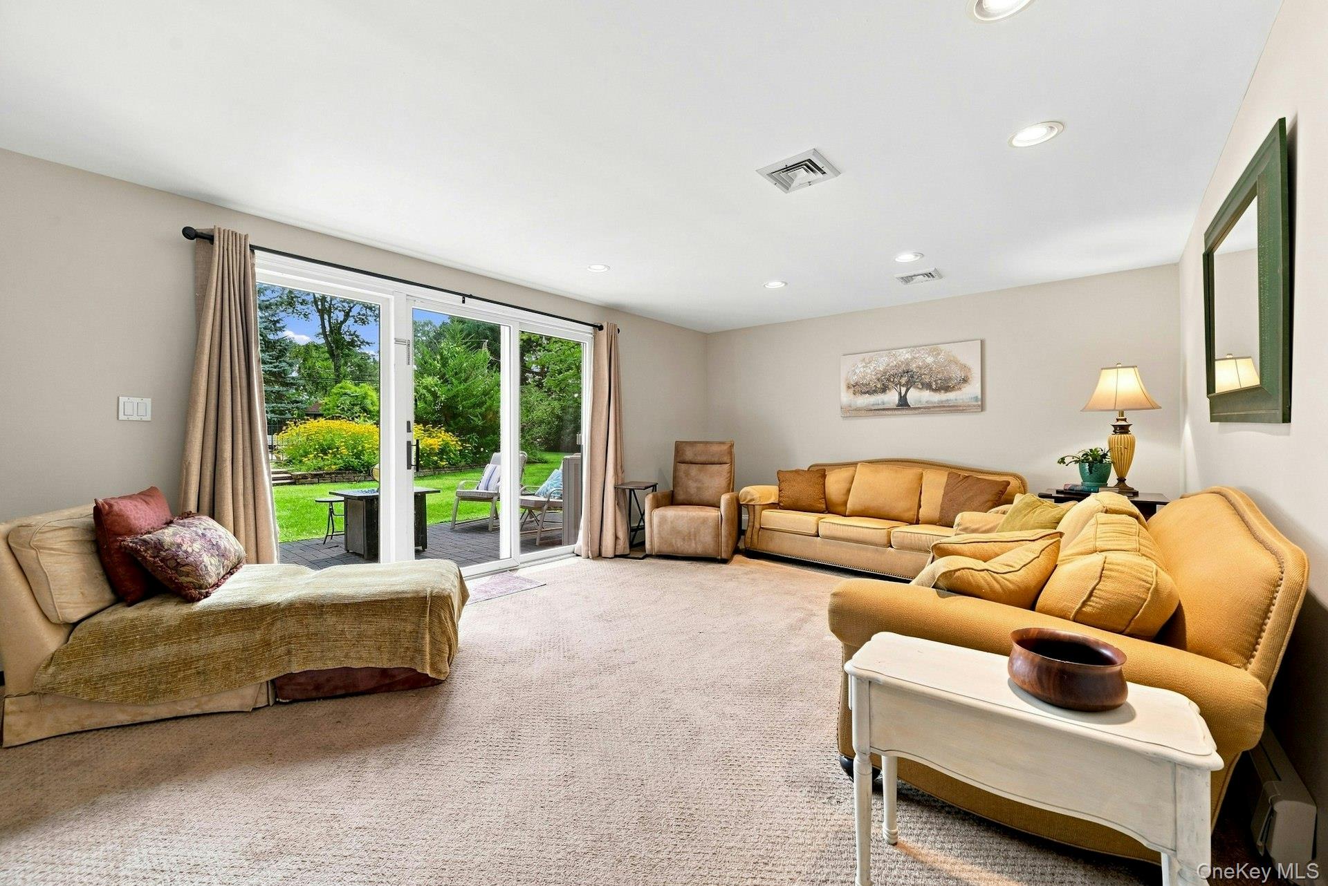 11 Soundview Drive Property Photo 14