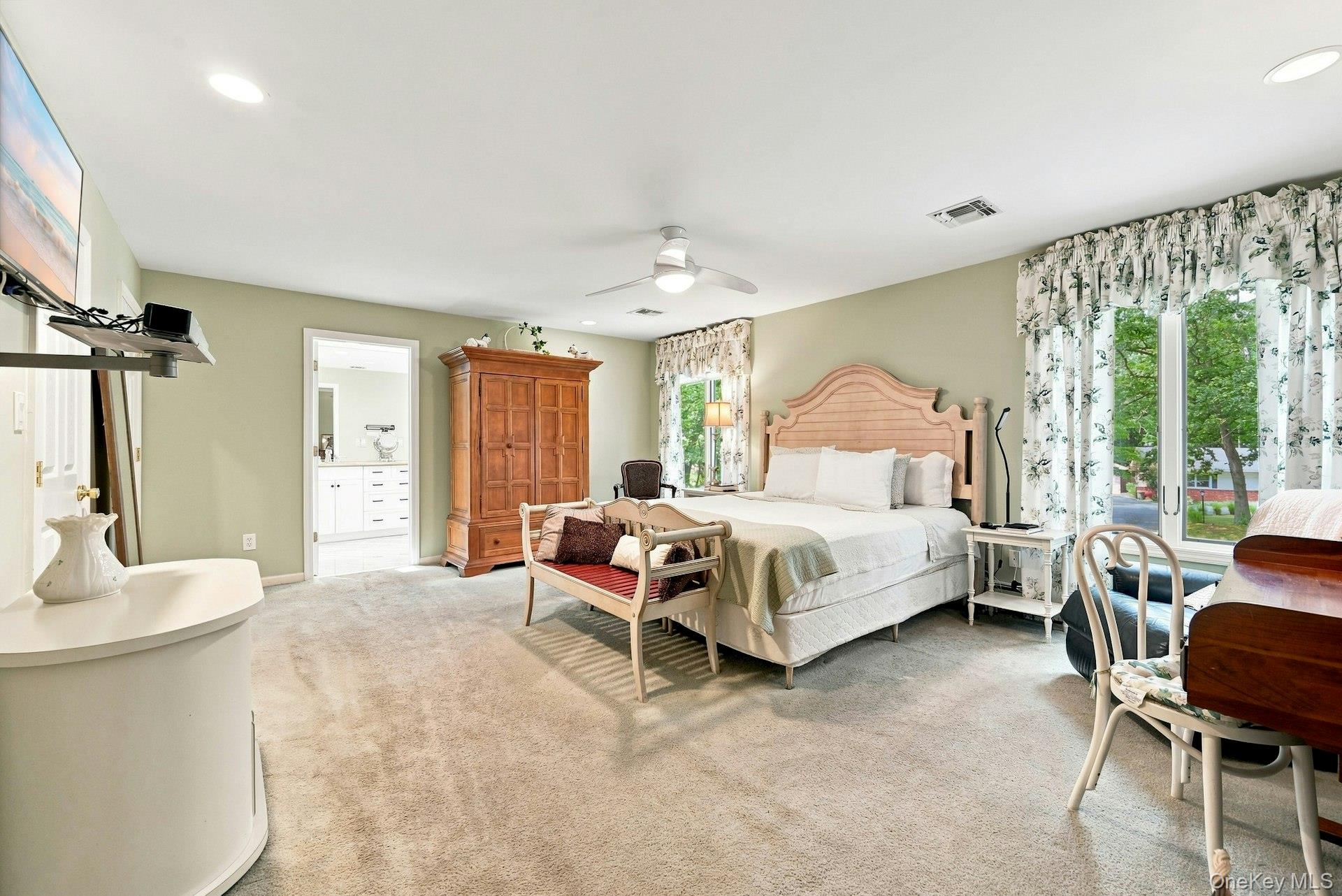 11 Soundview Drive Property Photo 16