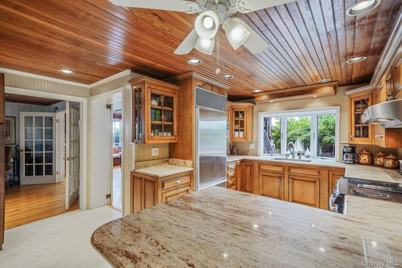 479 Asharoken Avenue Property Photo 12