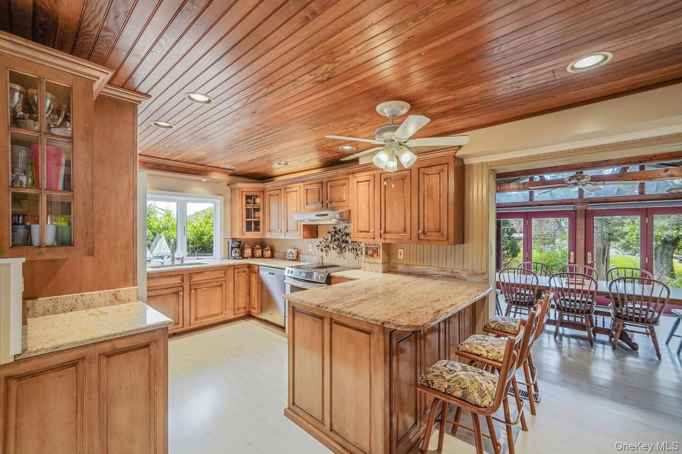 479 Asharoken Avenue Property Photo 14