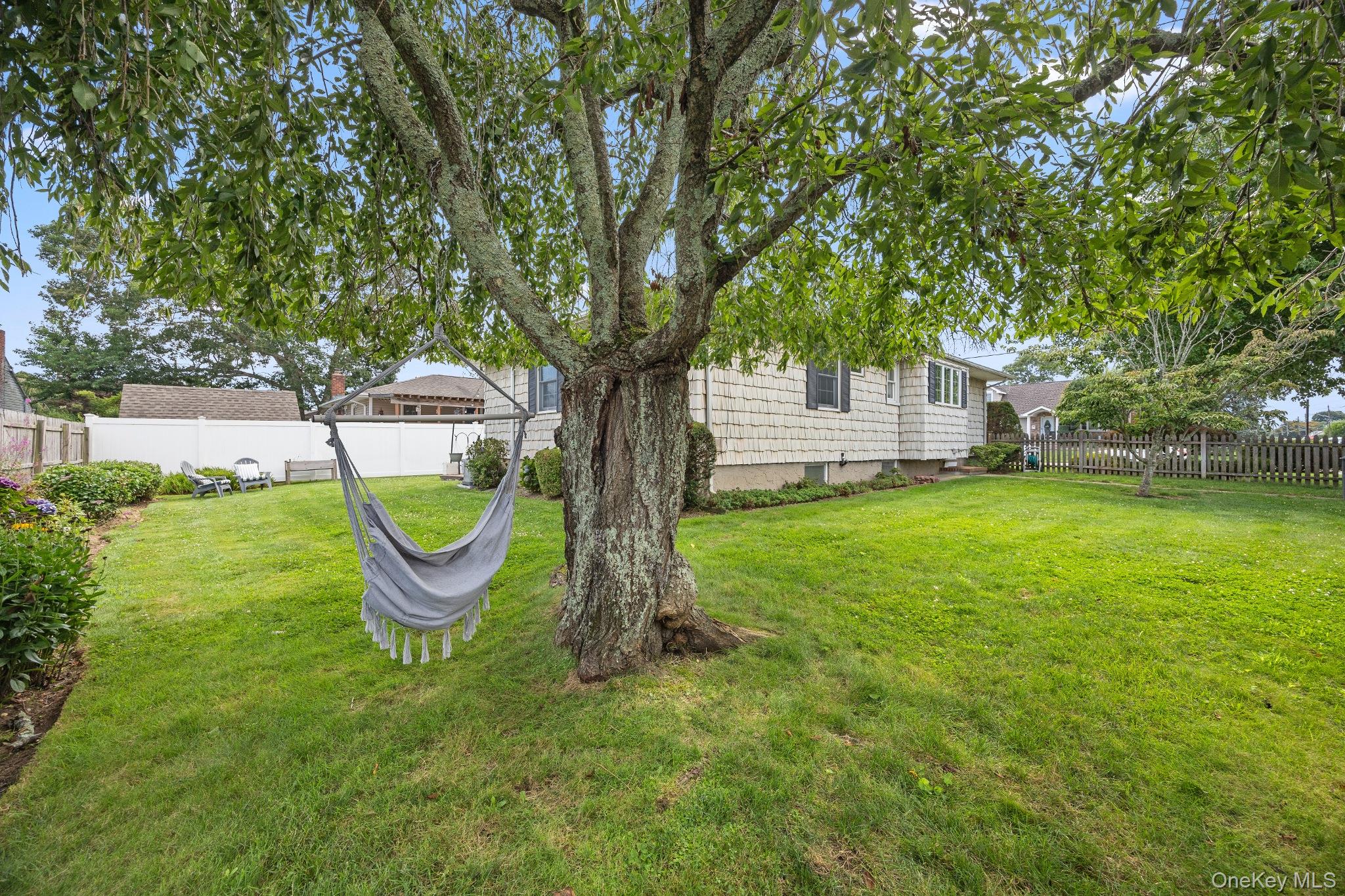 151 N East Boulevard Property Photo 22