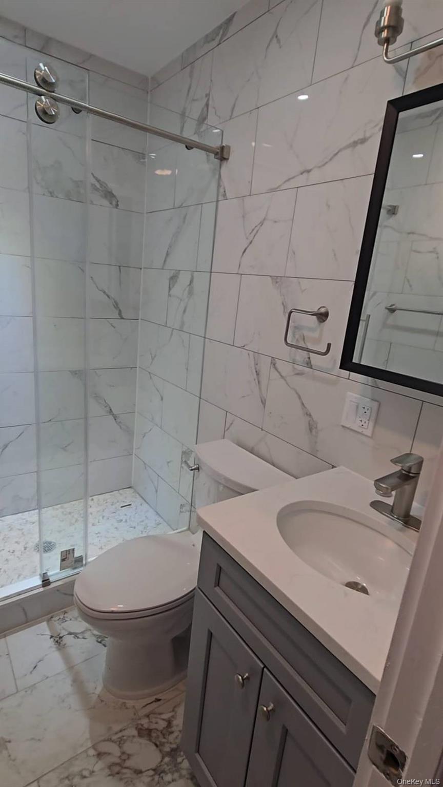 2041 Strauss Street Property Photo 5