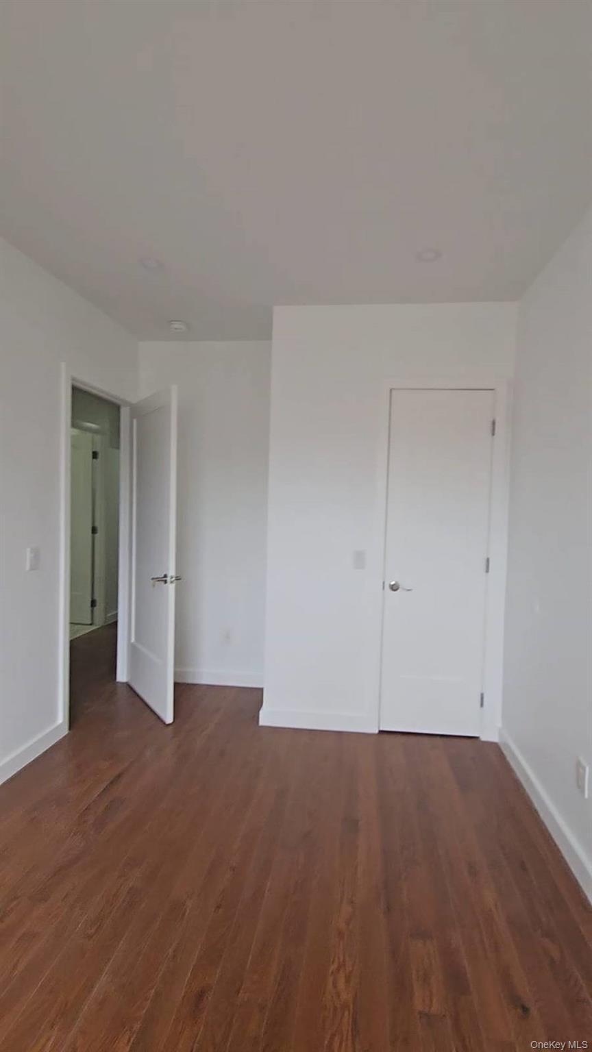 2041 Strauss Street Property Photo 20