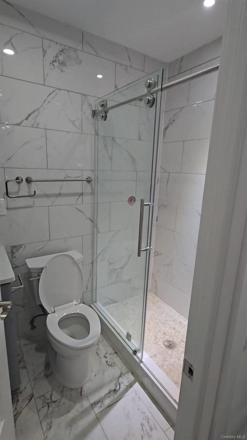 2041 Strauss Street Property Photo 22