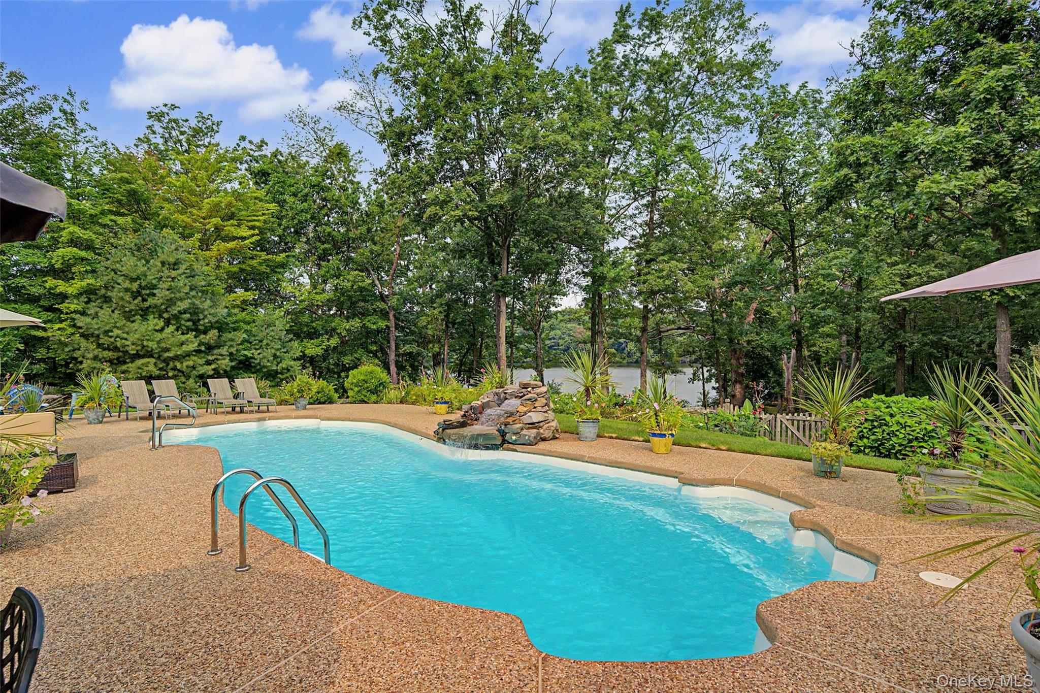 22 Bennington Drive Property Photo 42