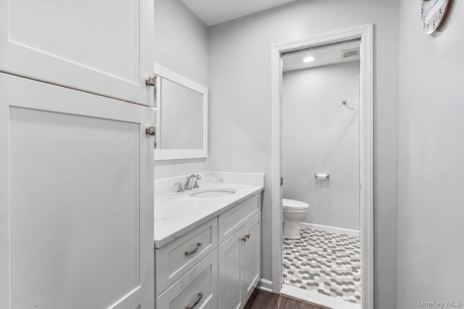 150 Pointe Circle N. 150 Property Photo 5