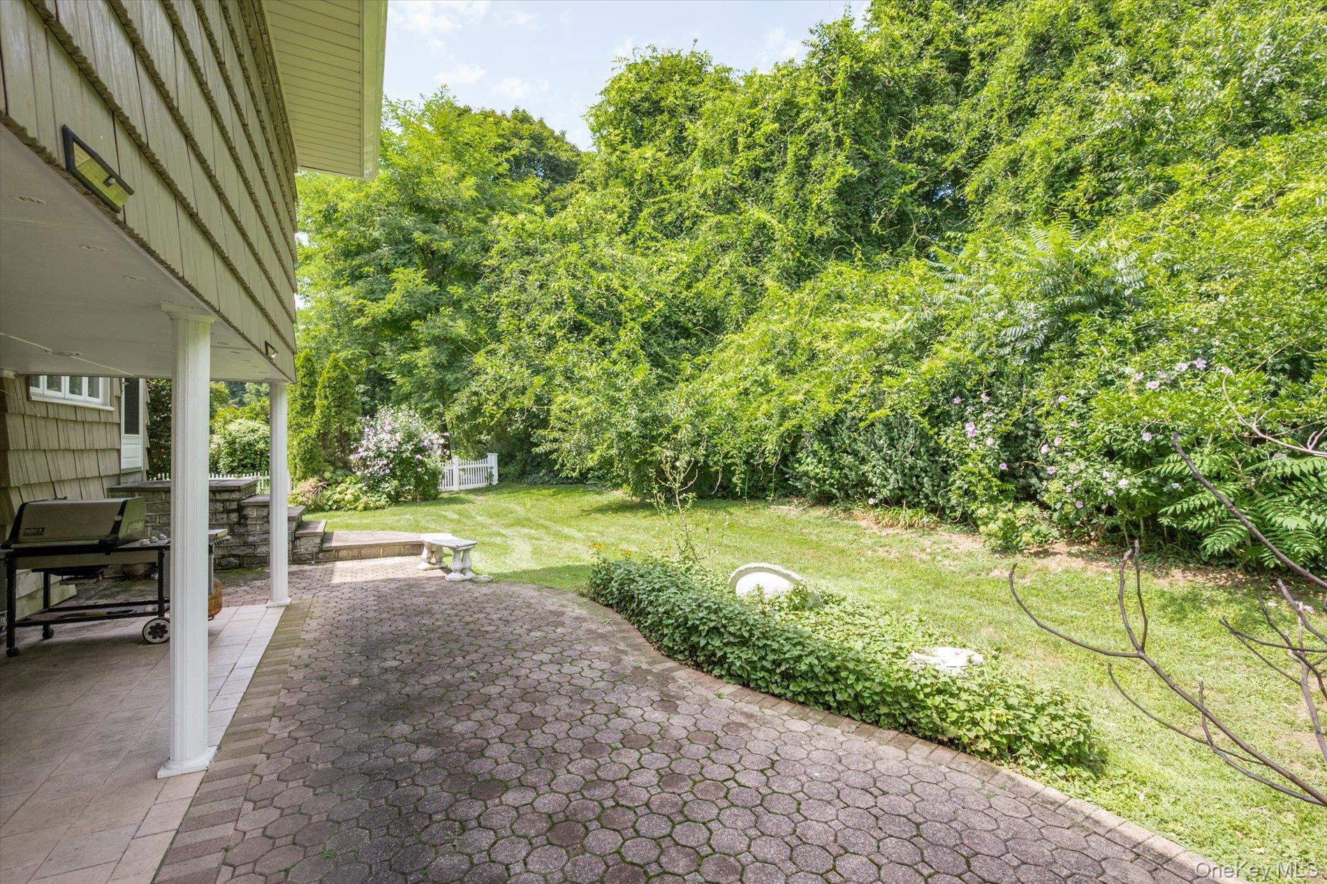 131 Stratford Property Photo 24
