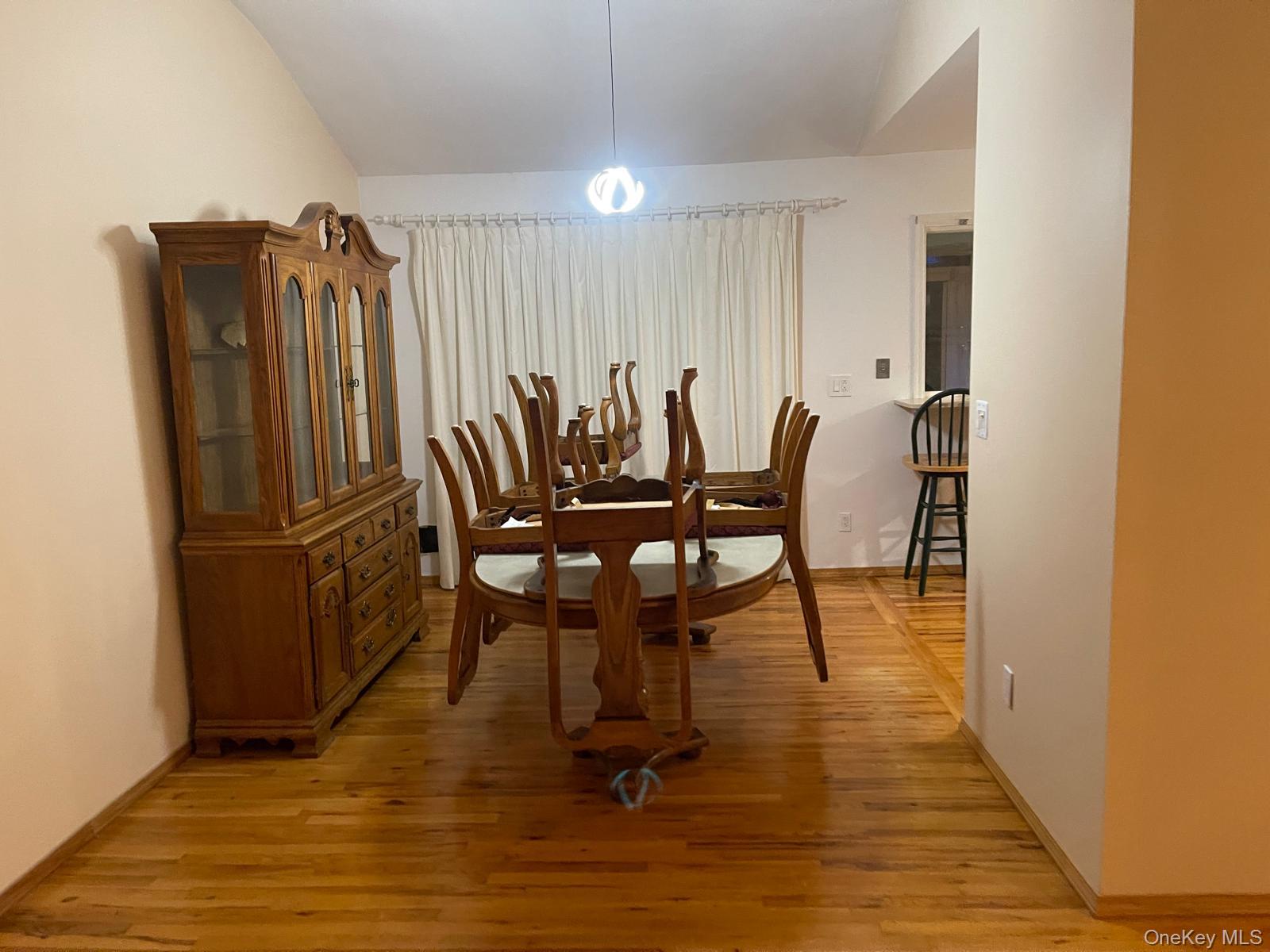 18 Greenwich Road Property Photo 7