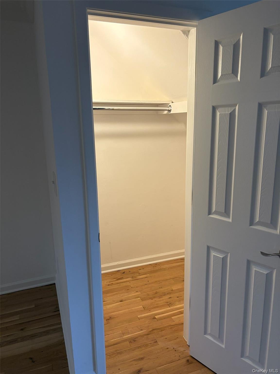 520 Kensington Lane Property Photo 4