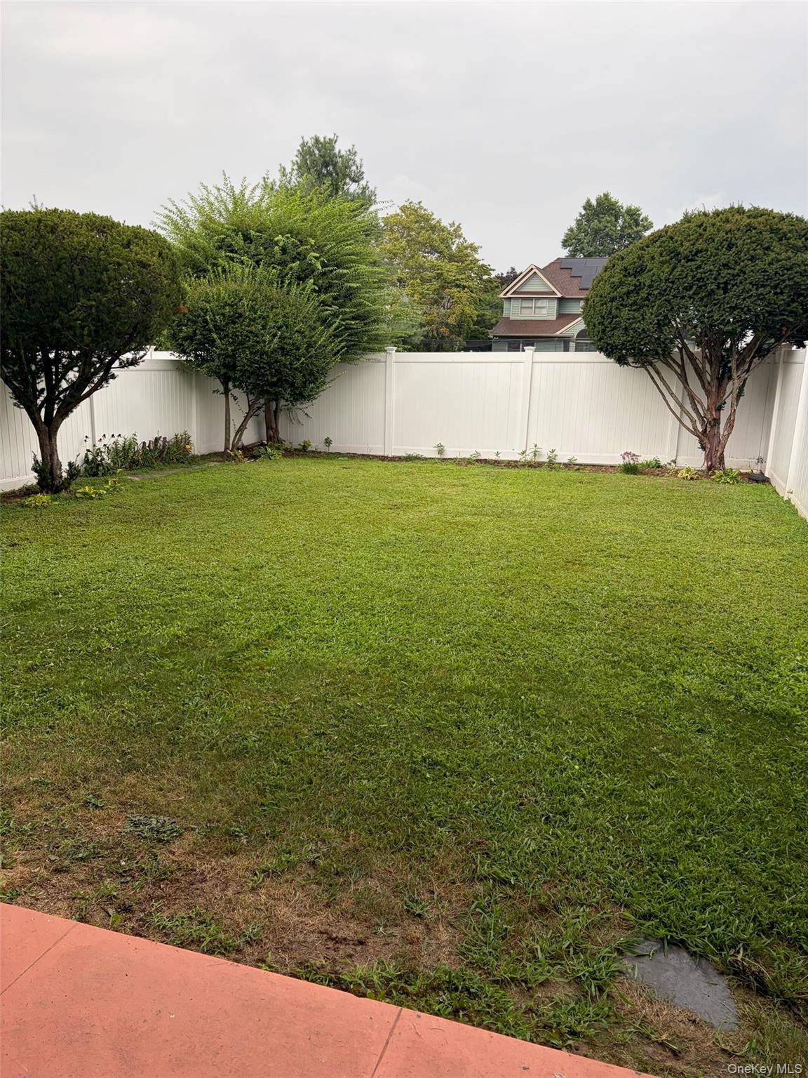 520 Kensington Lane Property Photo 6