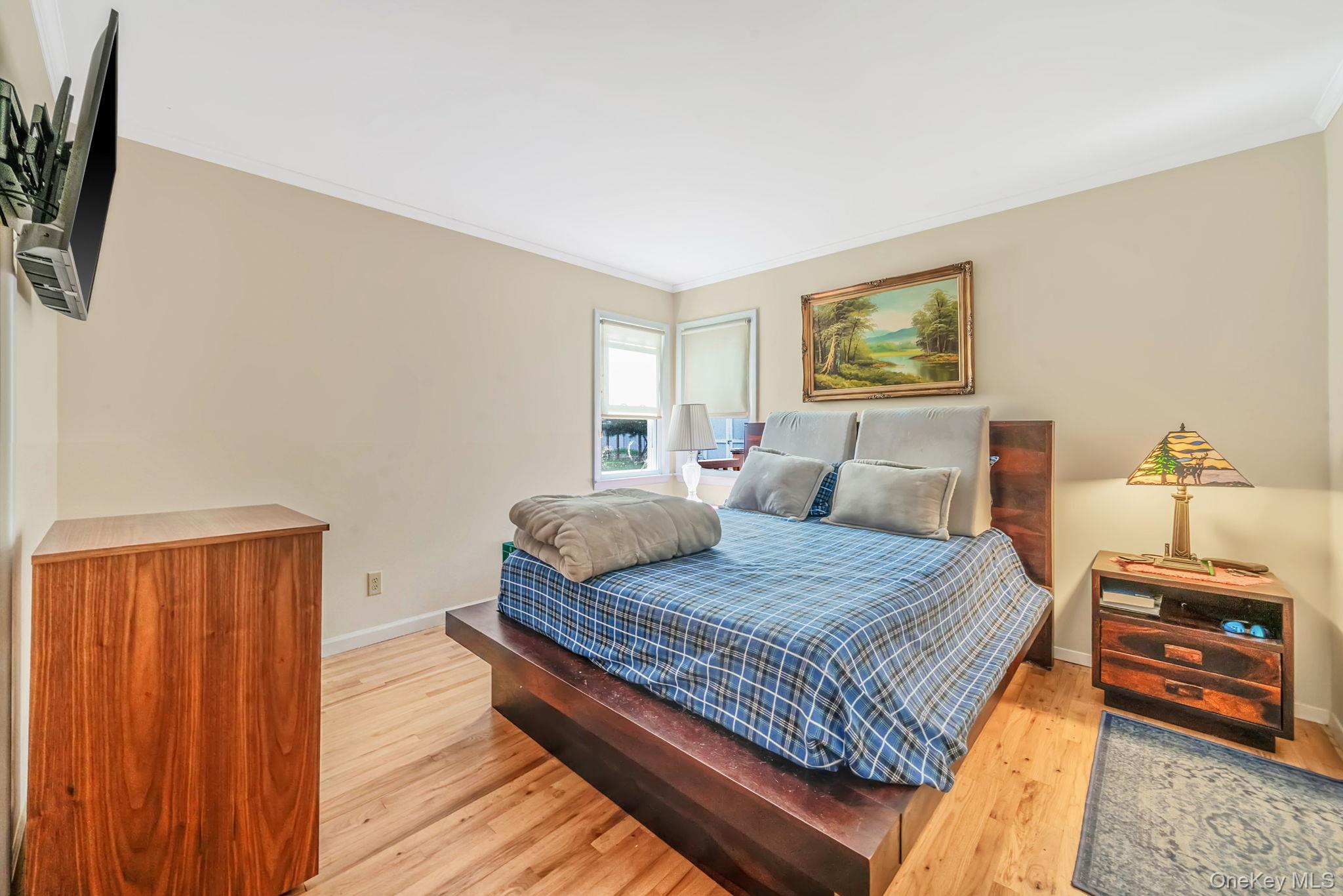 24 Oakcrest Avenue Property Photo 8