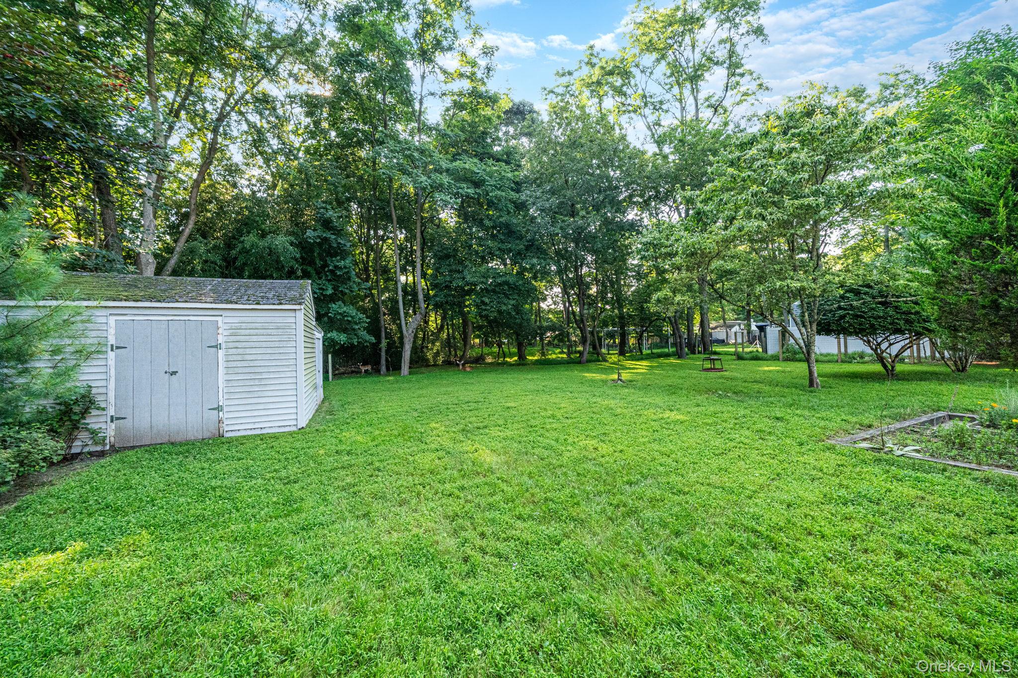 24 Oakcrest Avenue Property Photo 16