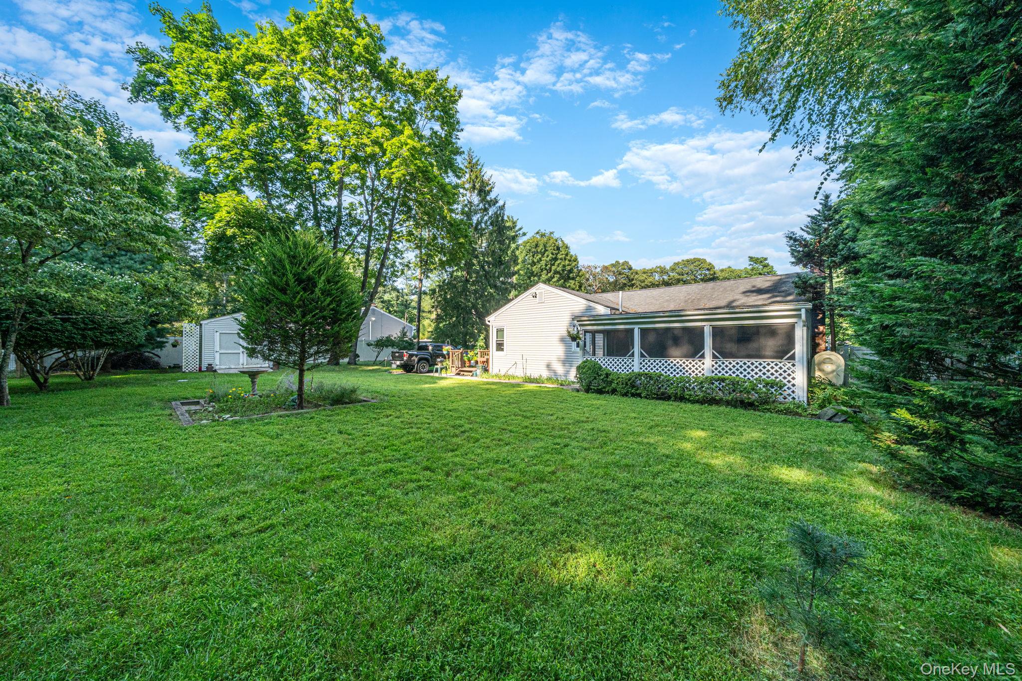 24 Oakcrest Avenue Property Photo 17
