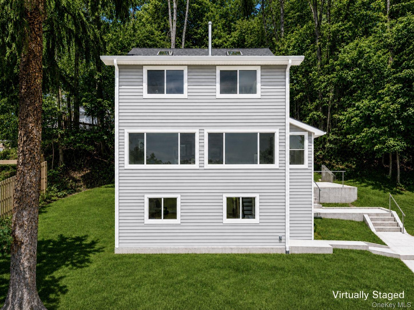 345 Hudson Terrace Property Photo 3