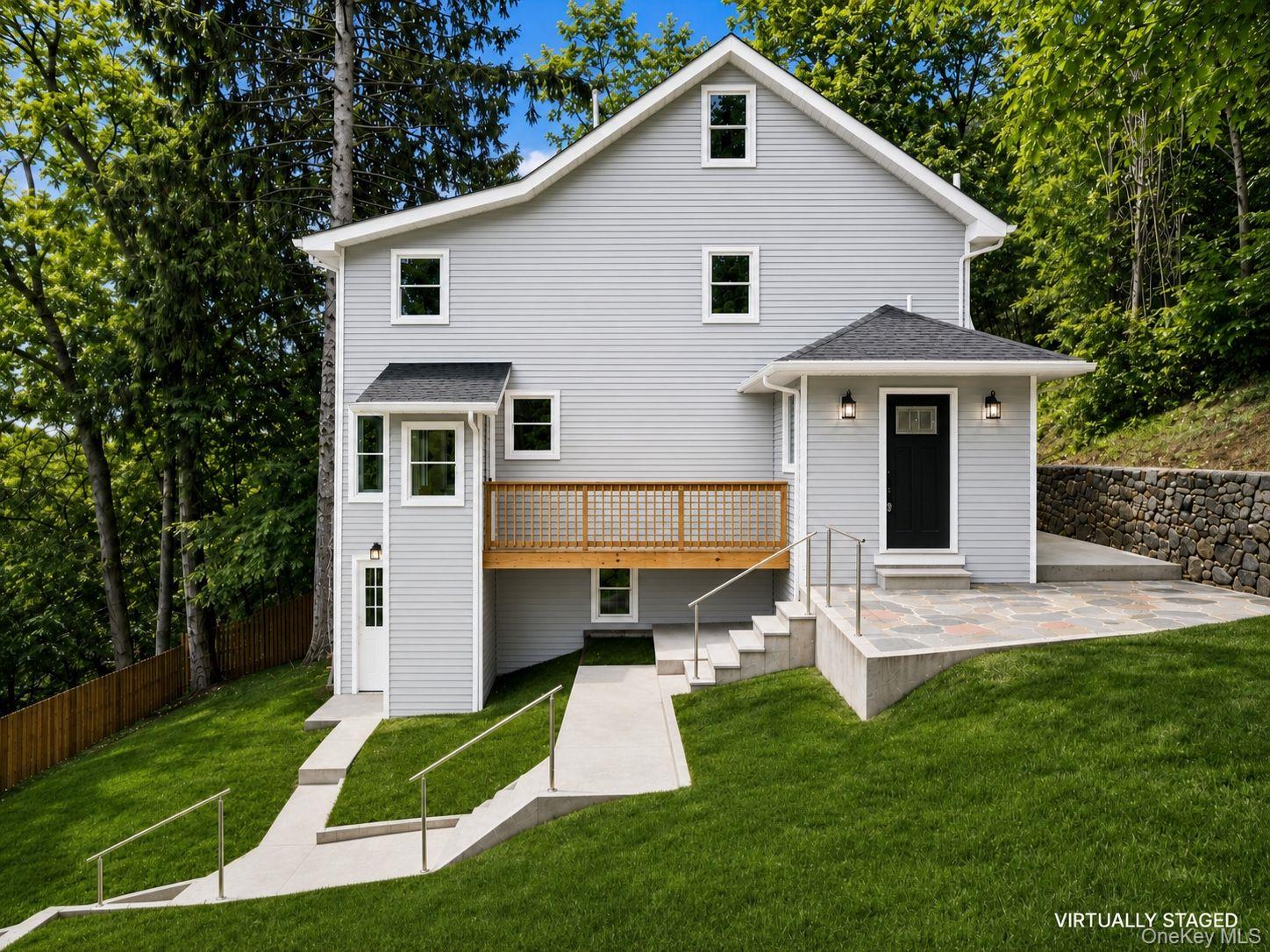 345 Hudson Terrace Property Photo 4