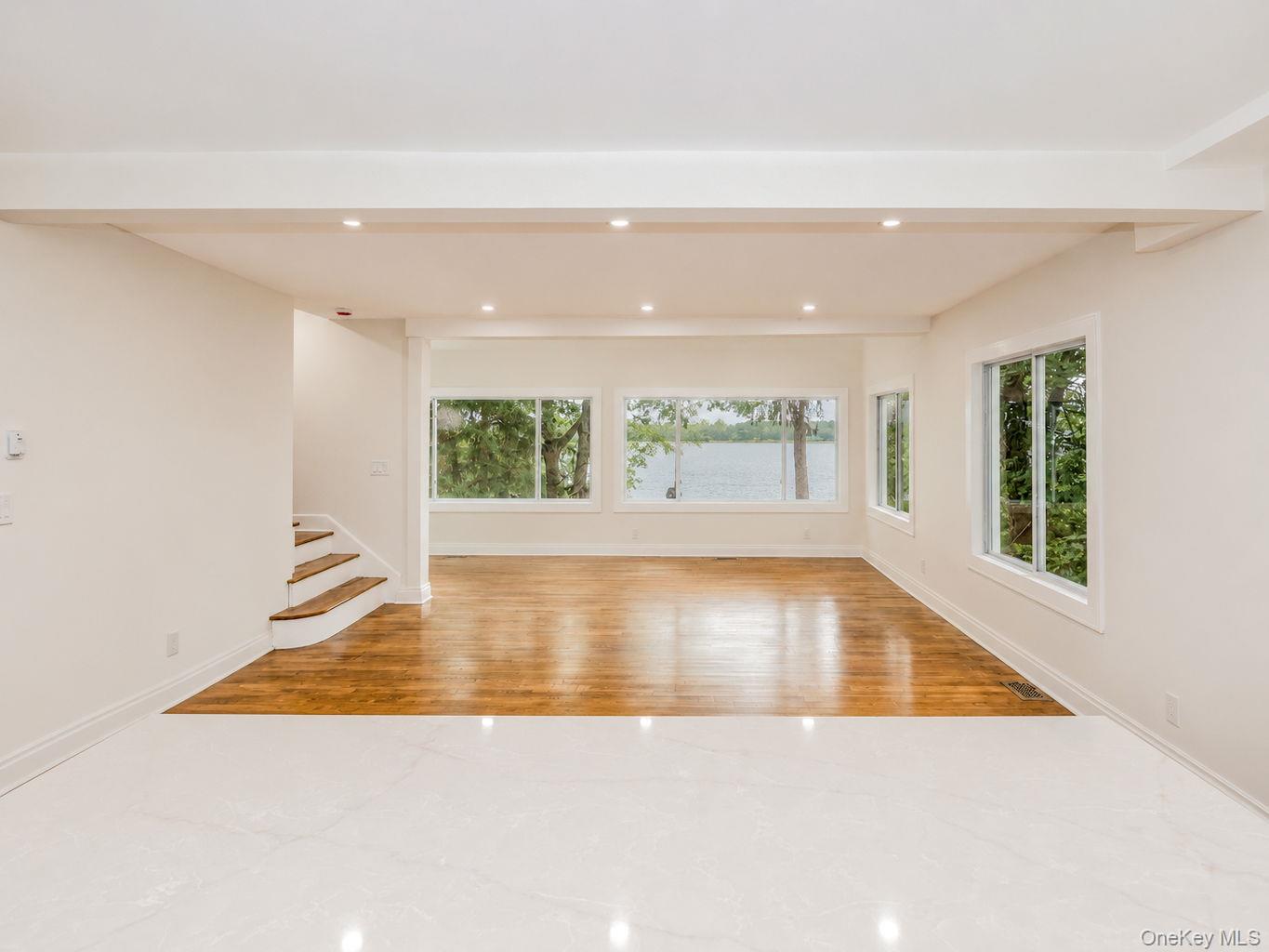 345 Hudson Terrace Property Photo 16