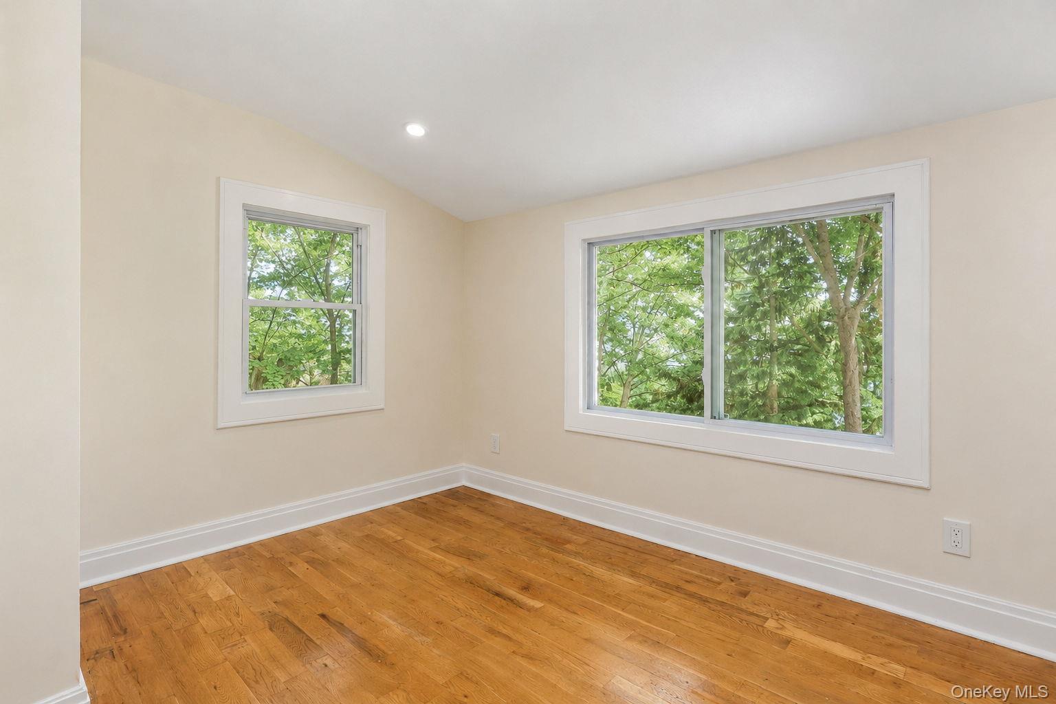 345 Hudson Terrace Property Photo 32