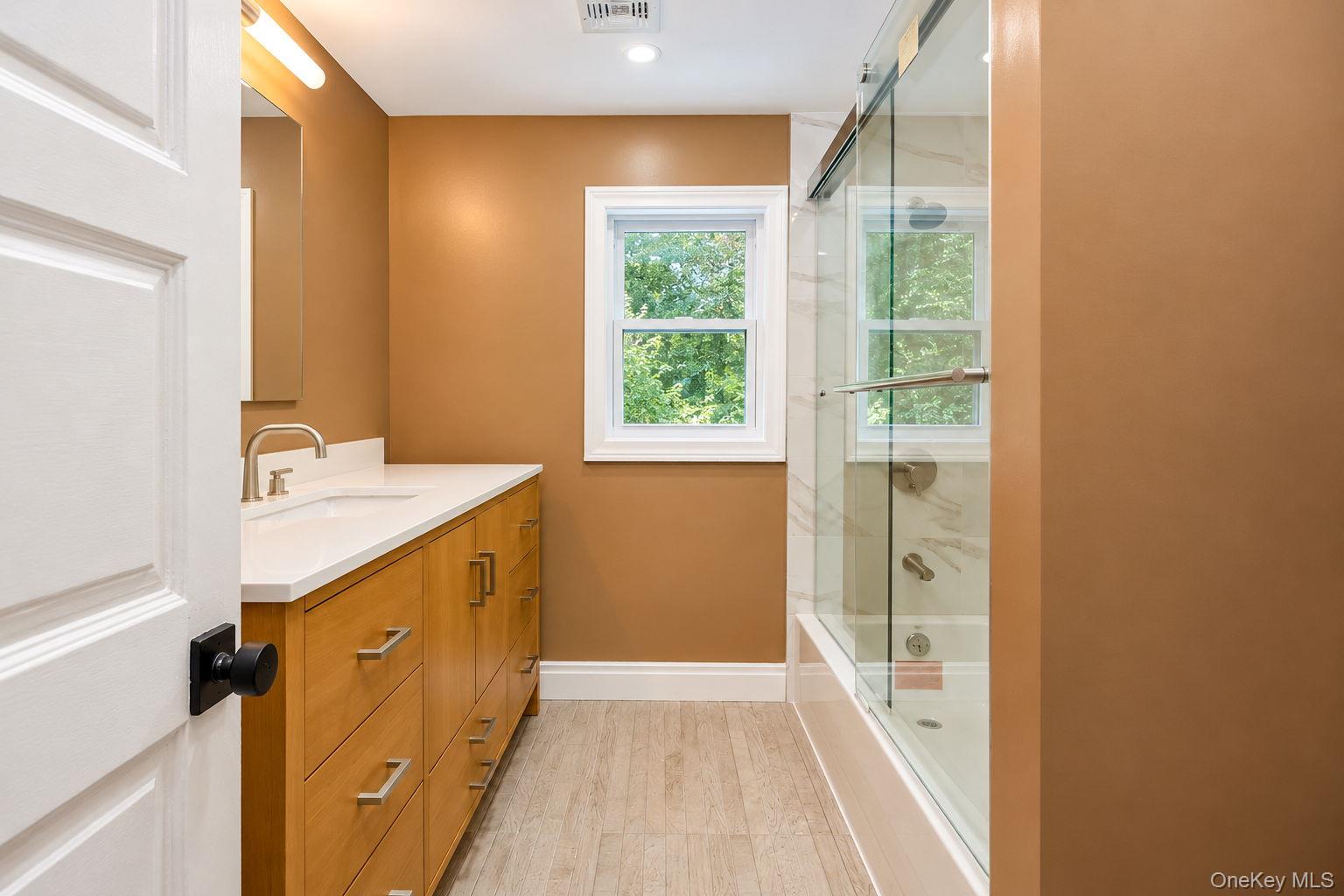 345 Hudson Terrace Property Photo 33