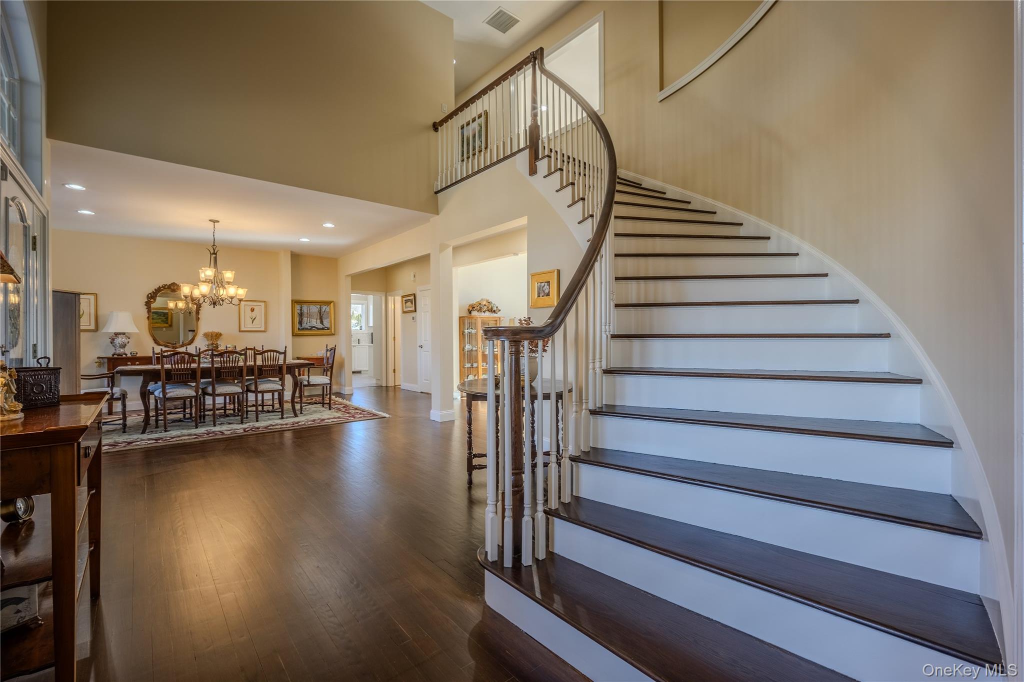 56 Autumn Chase Drive Property Photo 10
