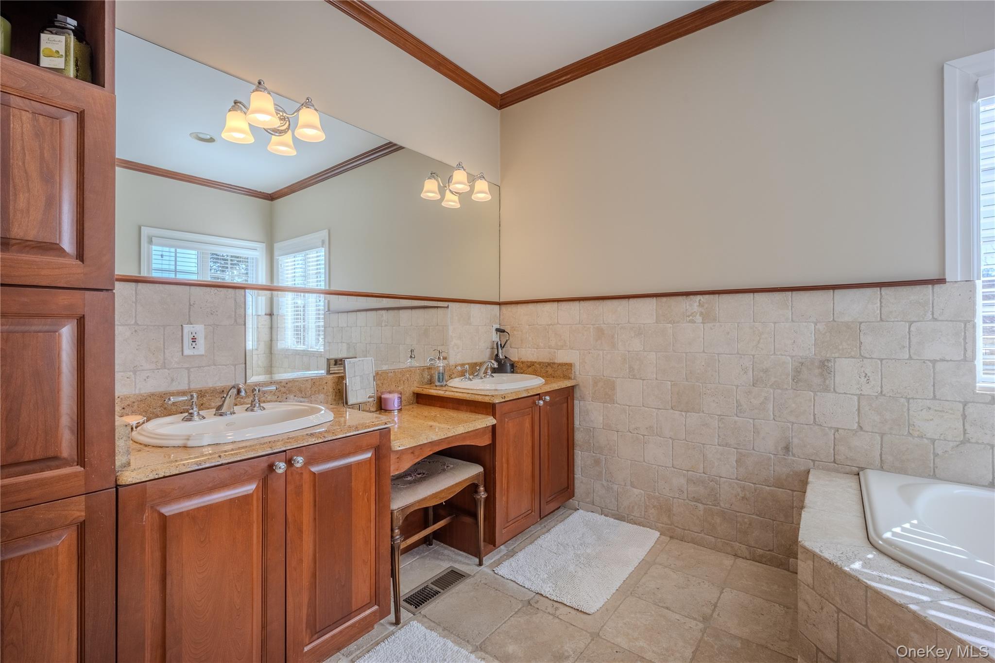 56 Autumn Chase Drive Property Photo 23