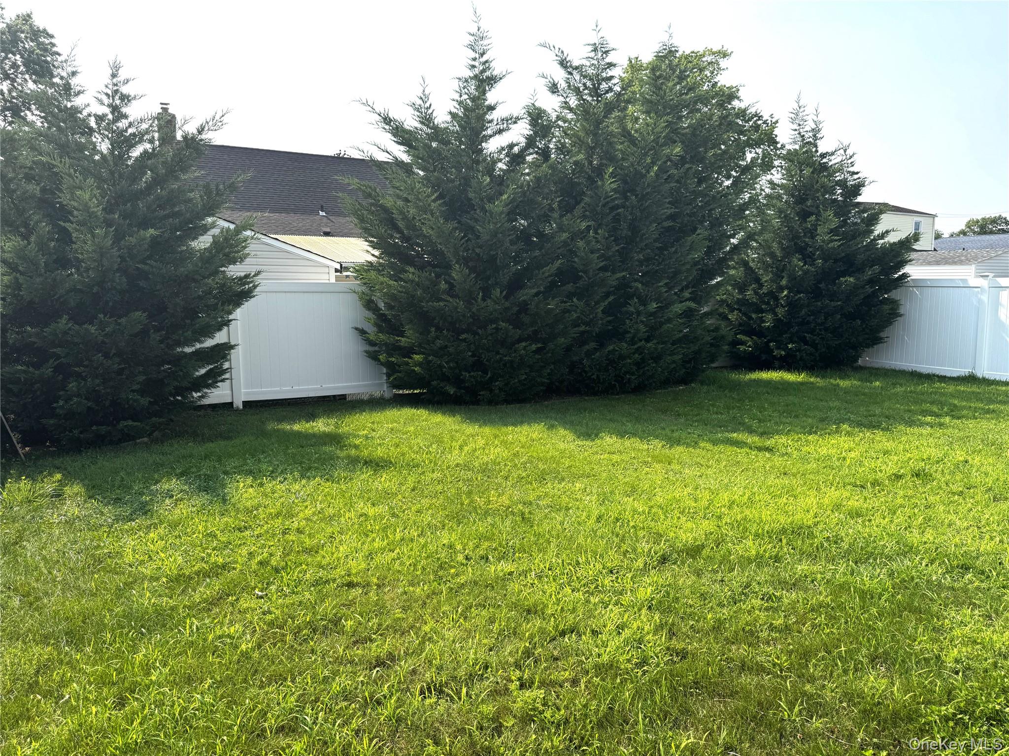 2312 Maple Street Property Photo 20