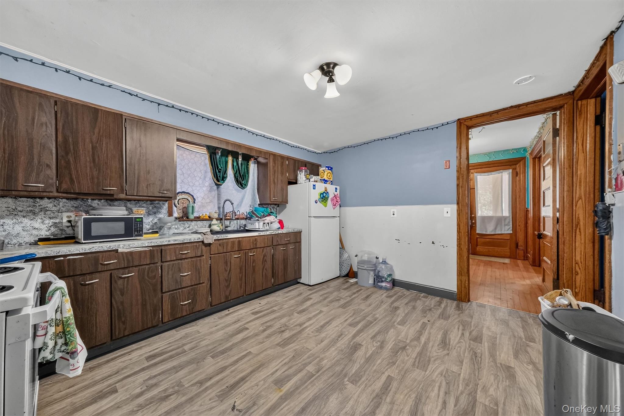 11 Balding Avenue Property Photo 10
