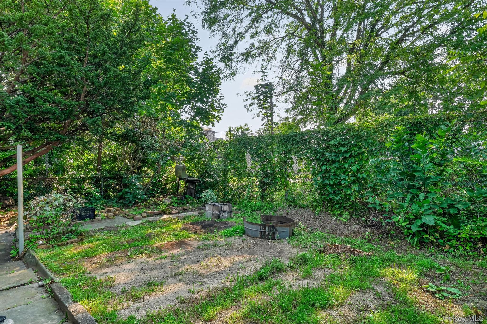 11 Balding Avenue Property Photo 30