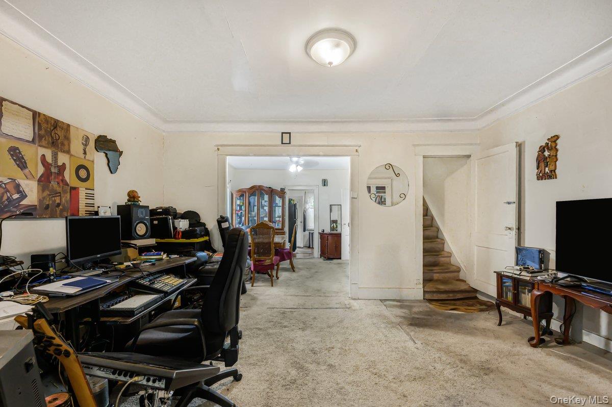 9344 Vanderveer Street Property Photo 10