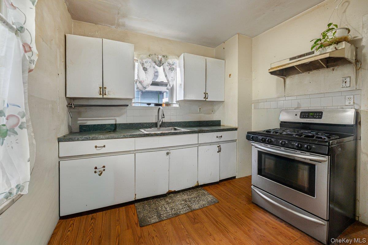 9344 Vanderveer Street Property Photo 13
