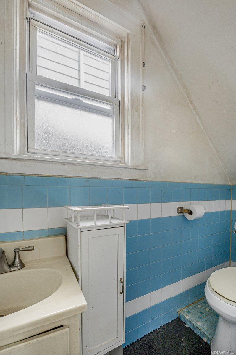 9344 Vanderveer Street Property Photo 14