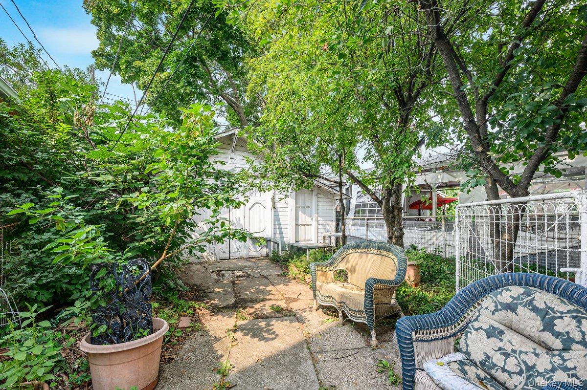 9344 Vanderveer Street Property Photo 17