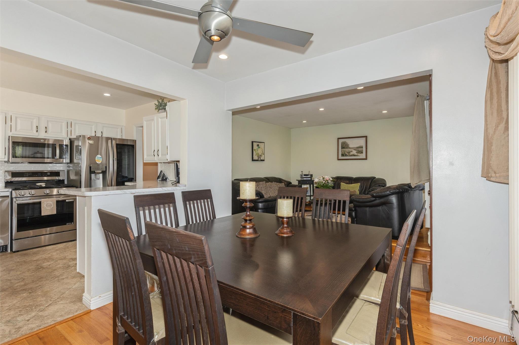977 Third Avenue Property Photo 9