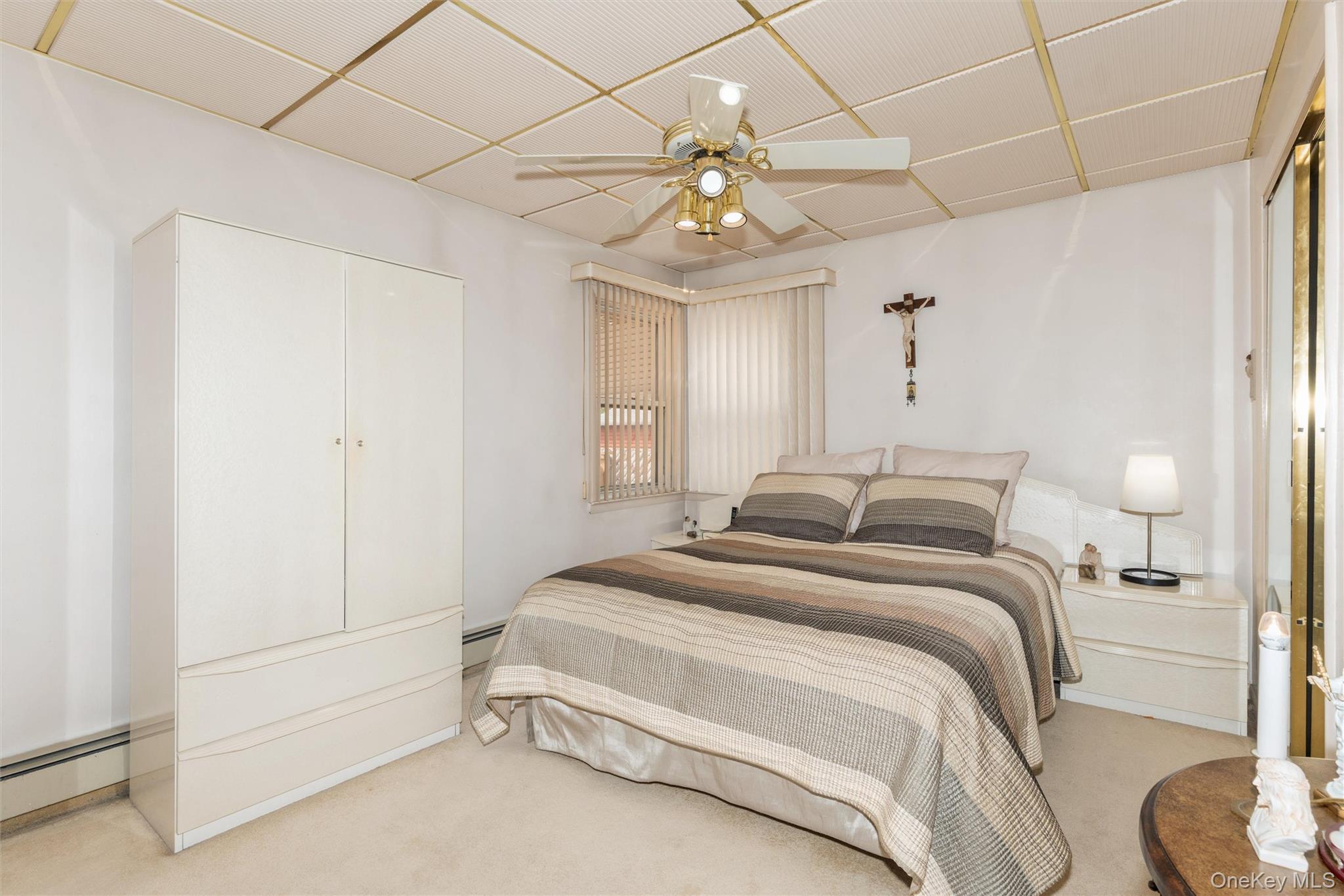977 Third Avenue Property Photo 16