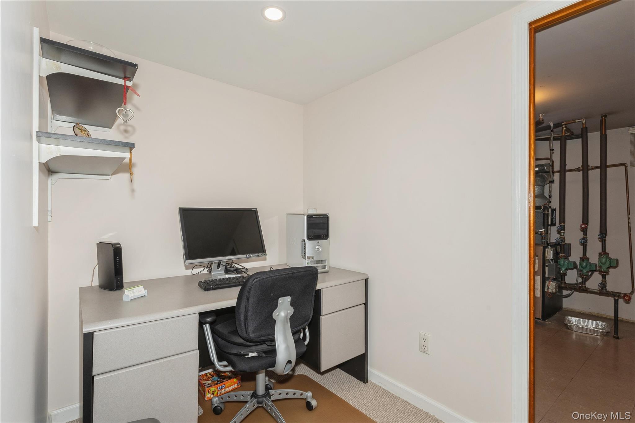 977 Third Avenue Property Photo 18