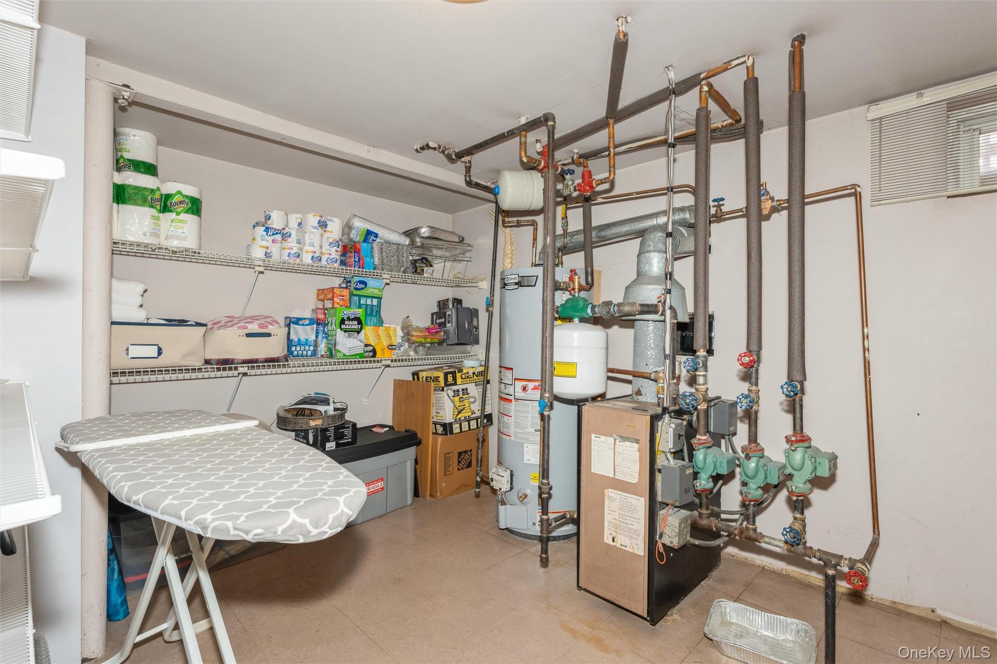 977 Third Avenue Property Photo 19