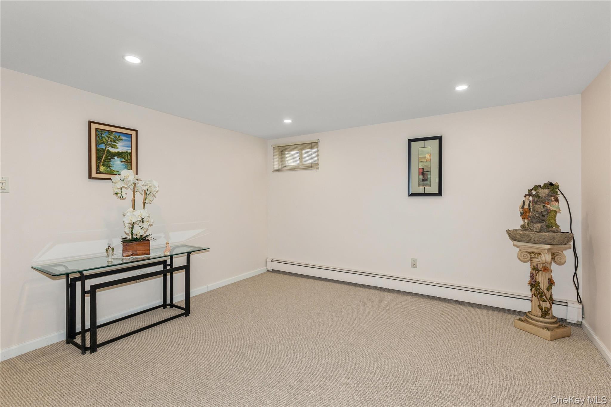 977 Third Avenue Property Photo 22
