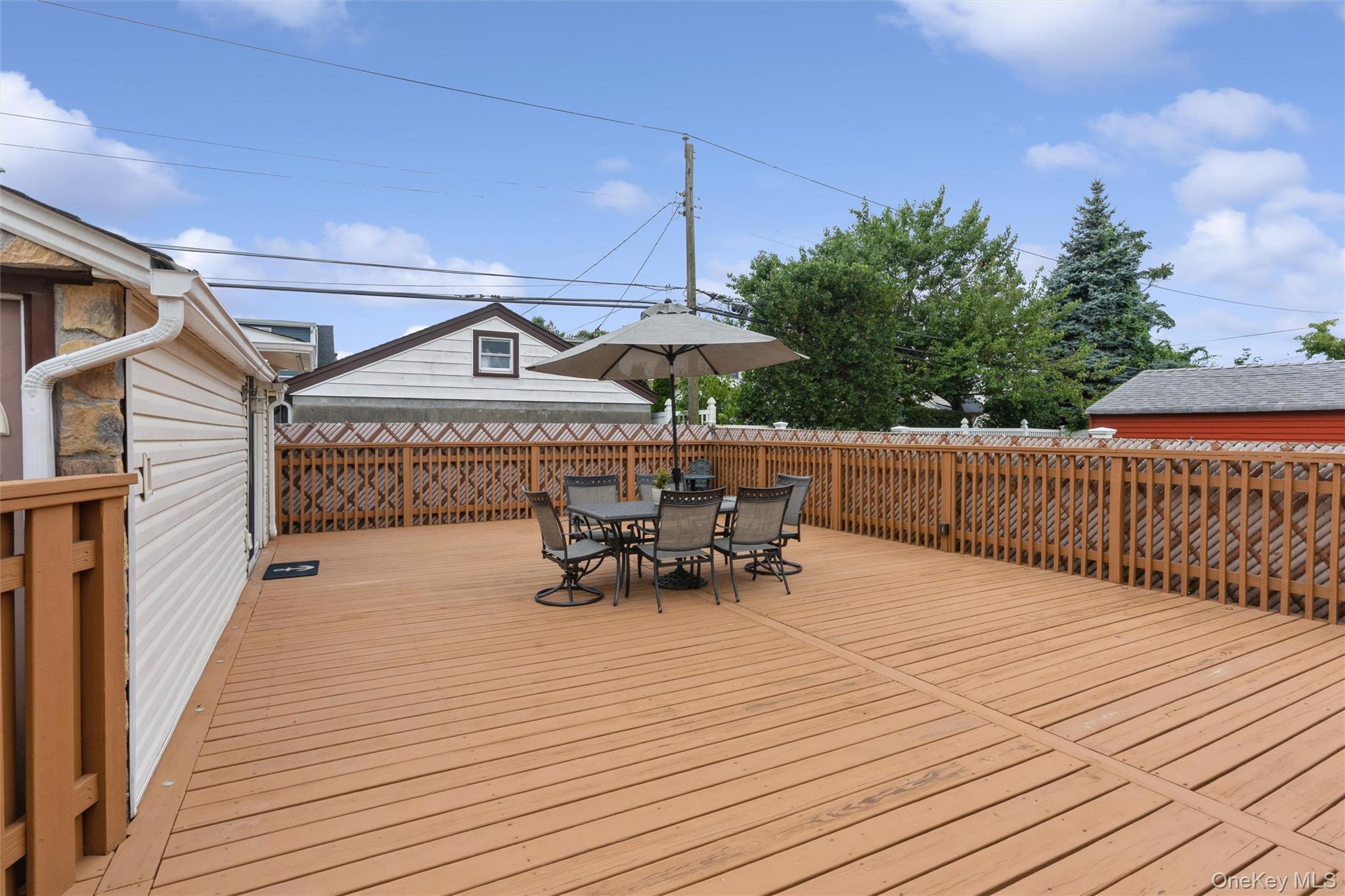 977 Third Avenue Property Photo 42