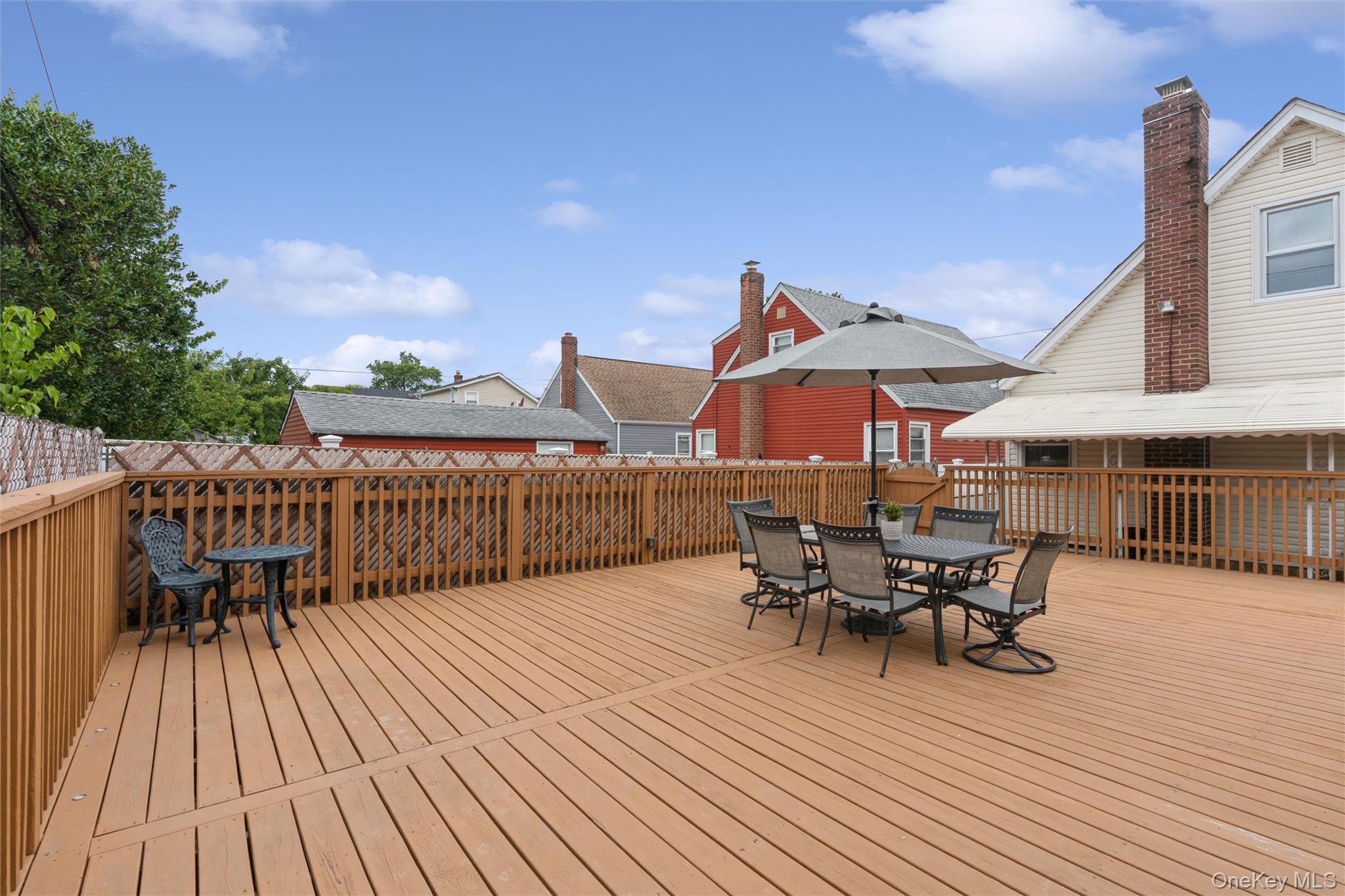 977 Third Avenue Property Photo 43